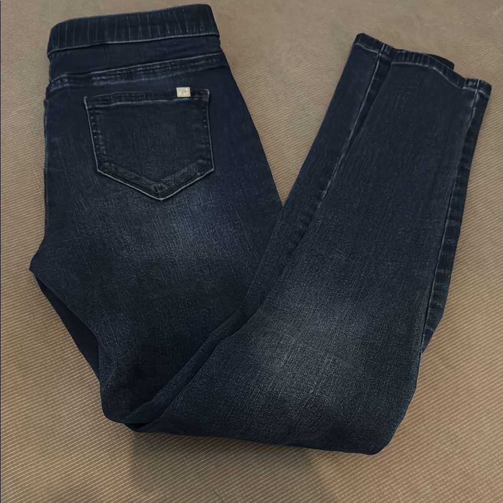 Women's Dark Blue Jeans